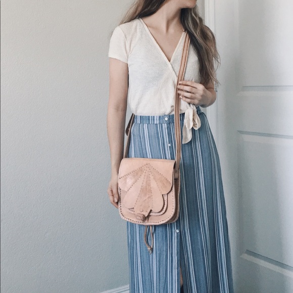 Handmade Genuine Leather Moroccan Satchel Bag - Picture 2 of 5